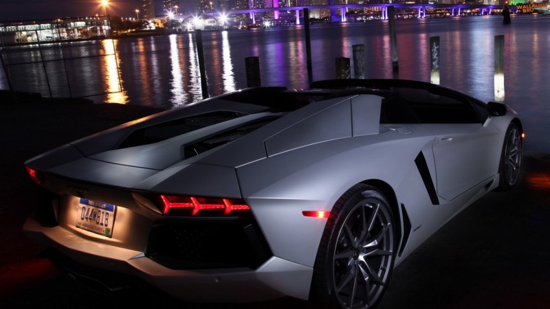 Lamborghini aventador at night 1920x1080