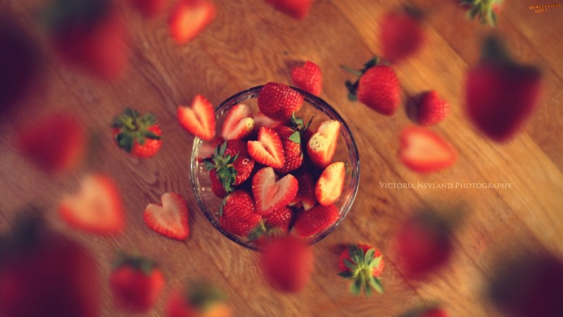 Very berry strawberry 1920x1080 HD